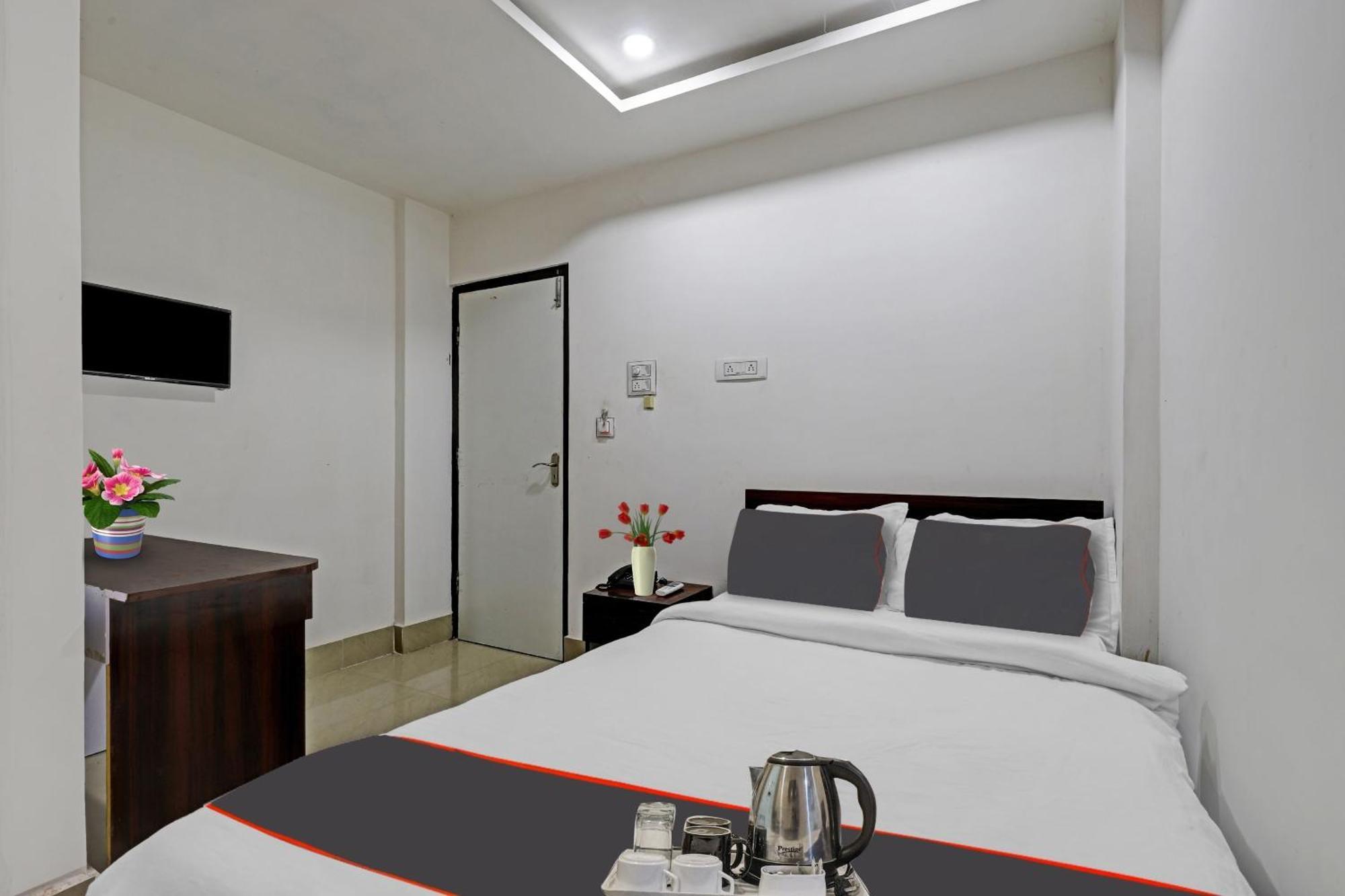 גווהטי Hotel O Lakhi Guest House מראה חיצוני תמונה