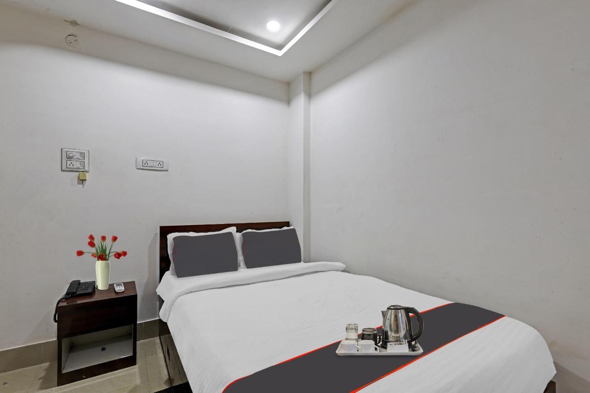 גווהטי Hotel O Lakhi Guest House מראה חיצוני תמונה