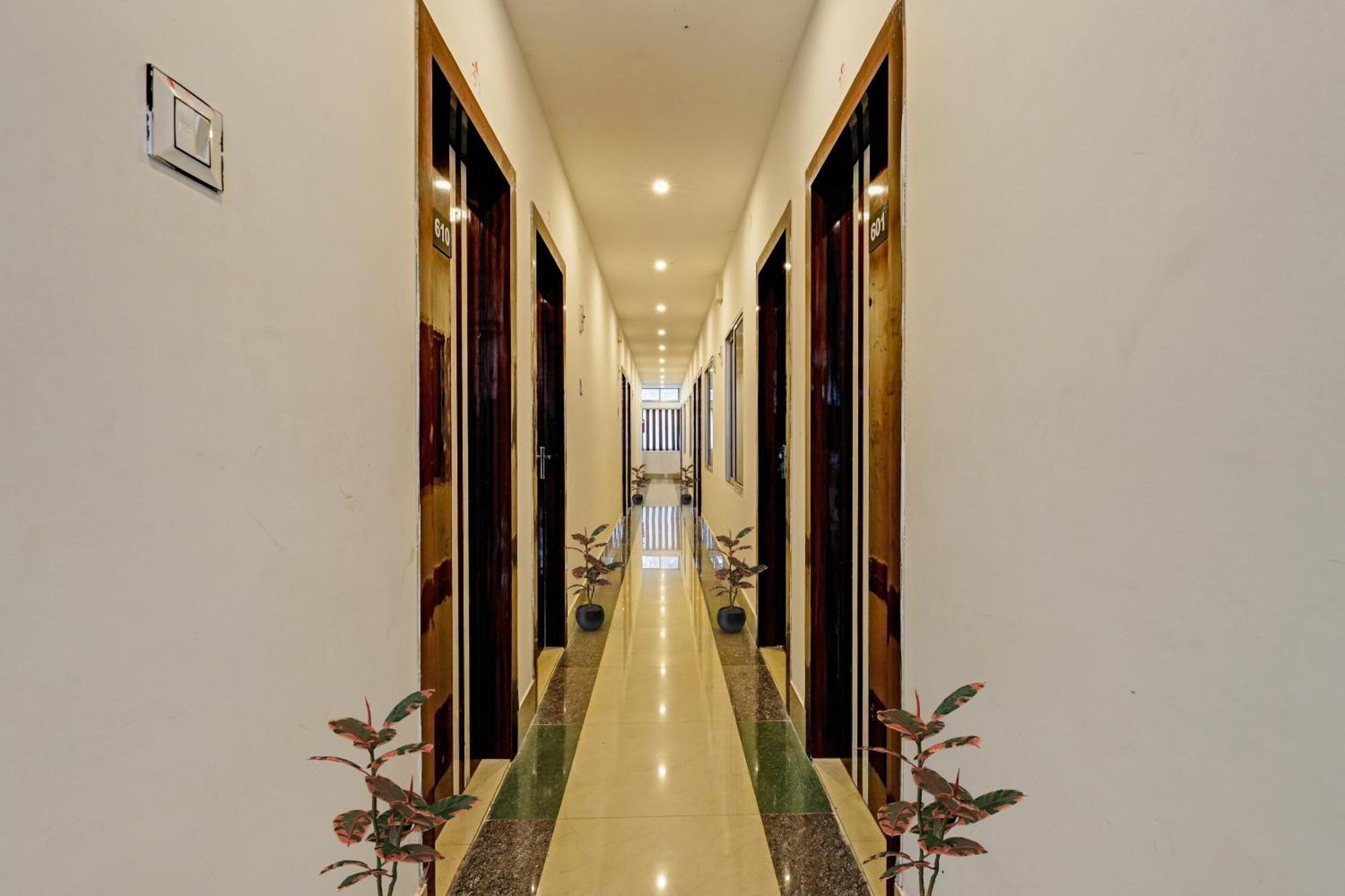 גווהטי Hotel O Lakhi Guest House מראה חיצוני תמונה